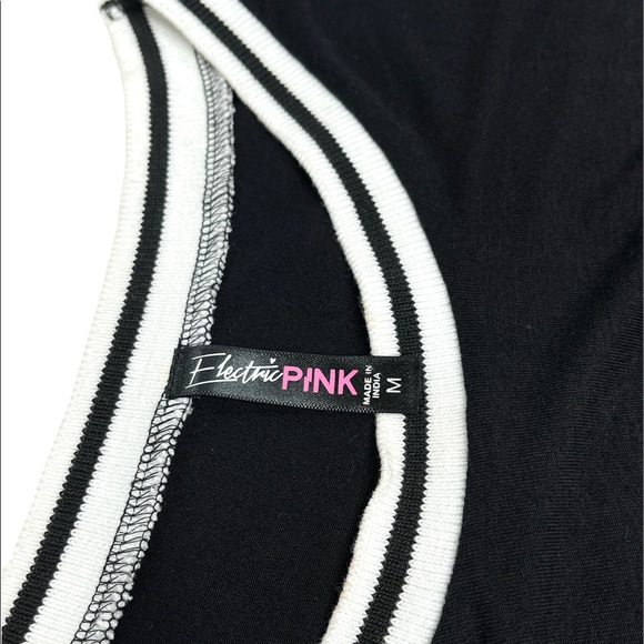 Silver Sequined “Oh Chic” top - Picture 6 of 6